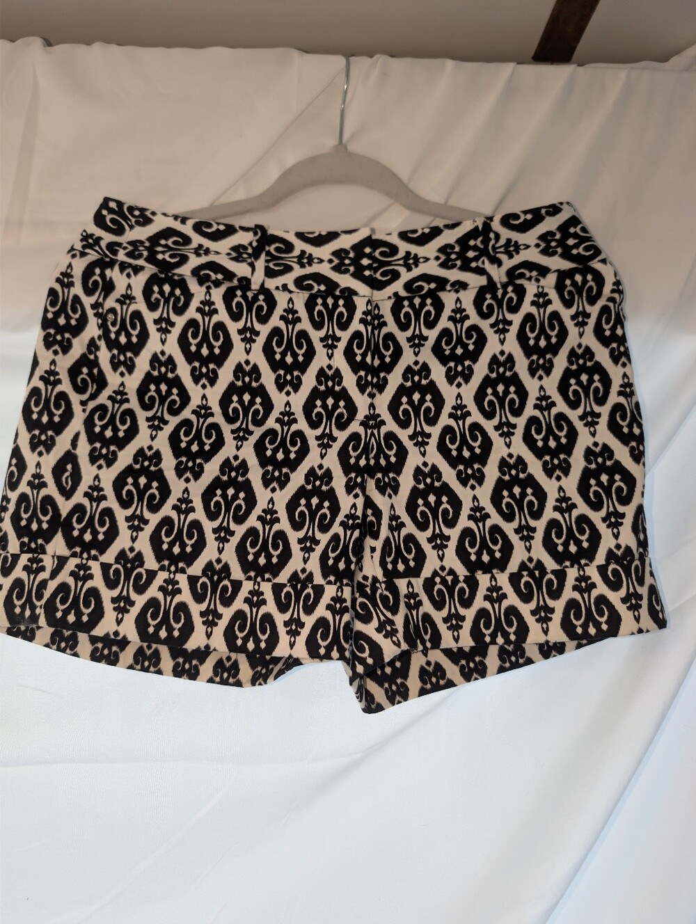 White House Black Market Black & Cream High-Rise Patterned Shorts
